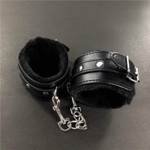 Còng tay da hàng trơn đẹp chắc chắn